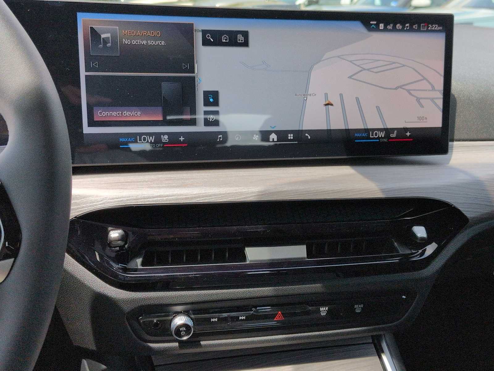 Thumbnail: 2026 BMW i4 - 30