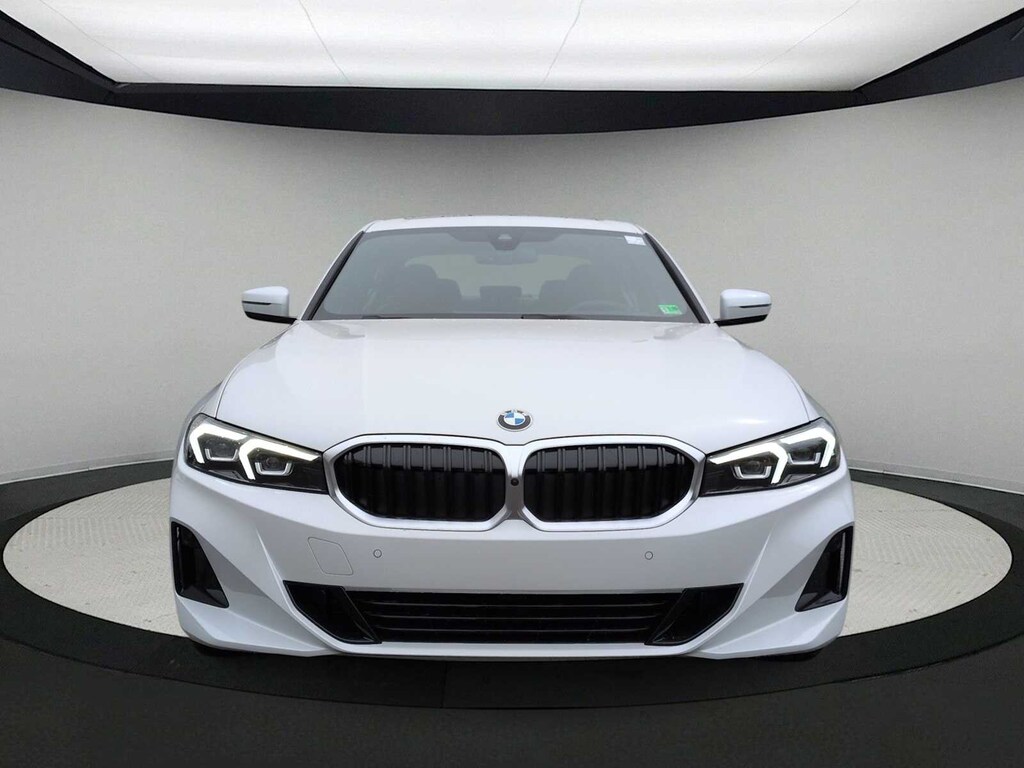 New 2025 BMW 330i xDrive Sedan