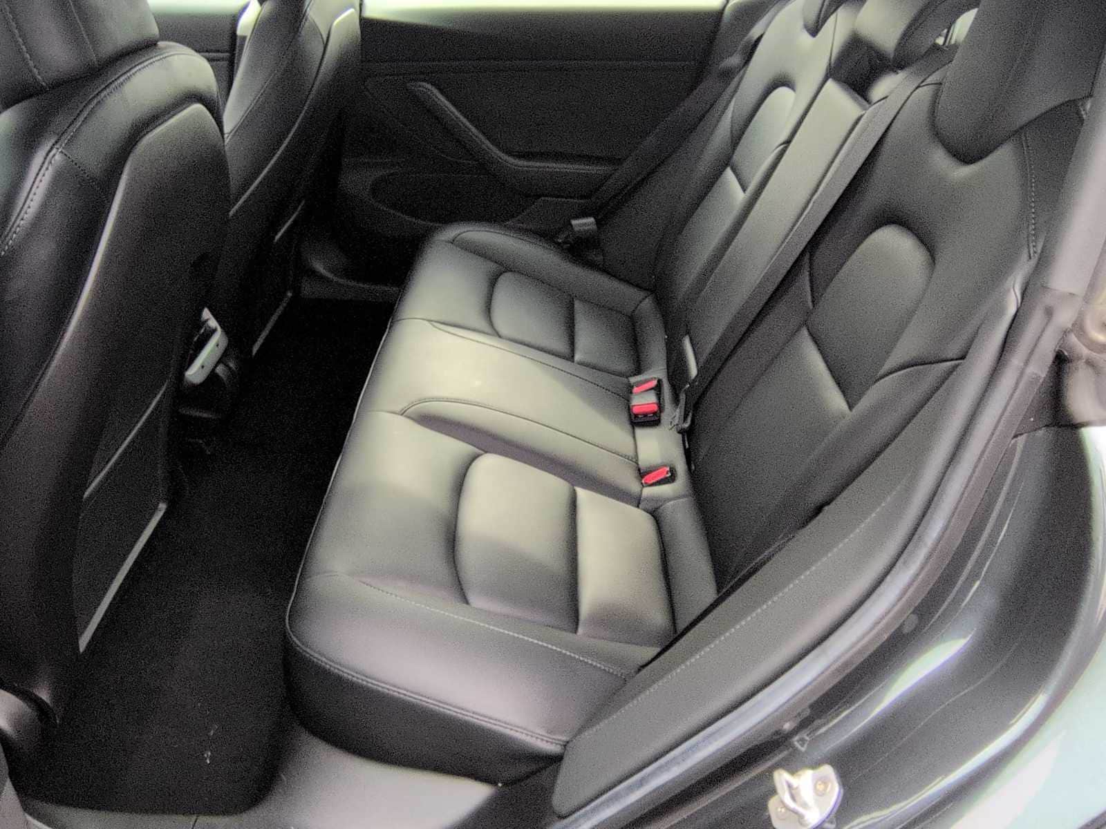 Thumbnail: 2019 Tesla Model 3 - 20