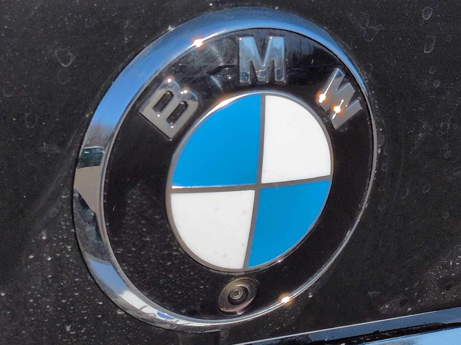 Thumbnail: 2026 BMW i4 - 12