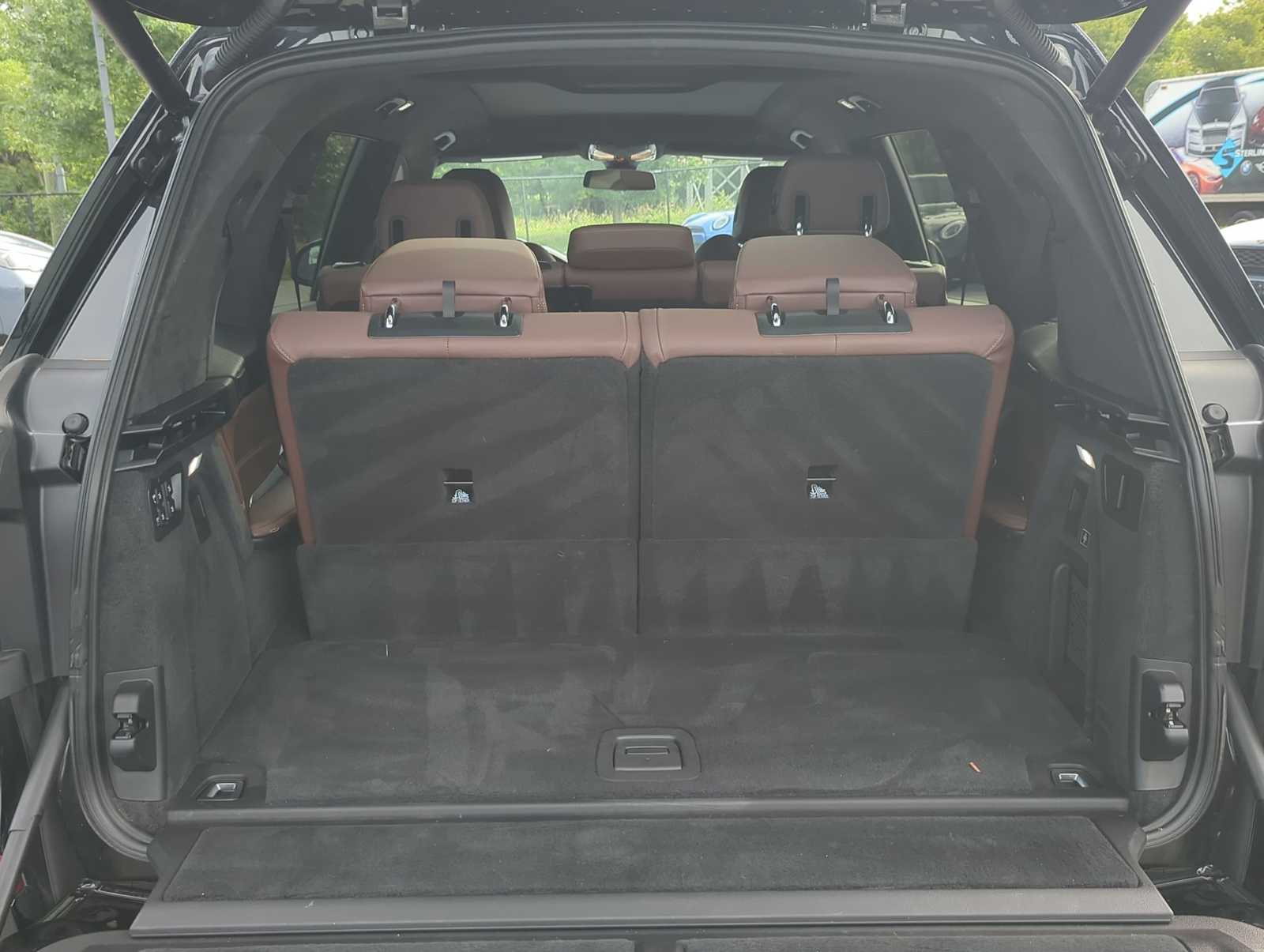 2022 BMW X7 xDrive40i 28