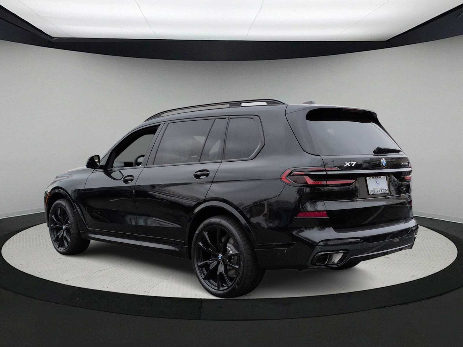 Thumbnail: 2026 BMW X7 - 6