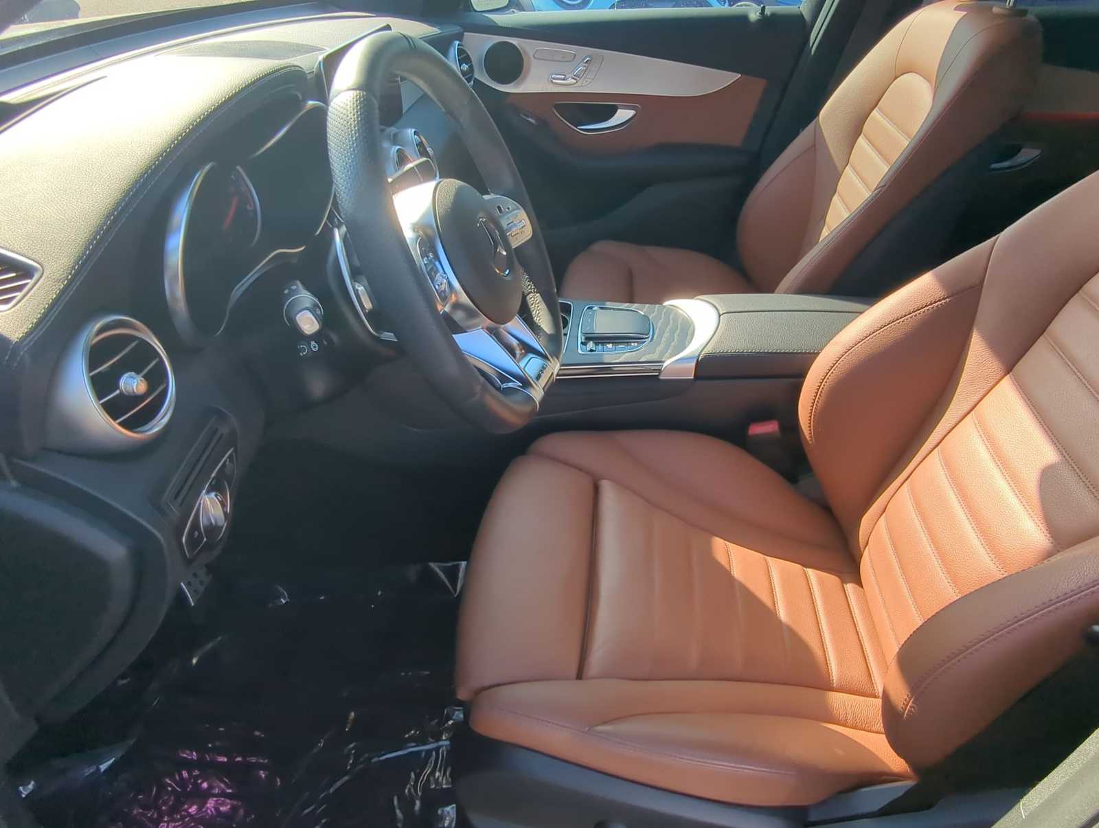 Thumbnail: 2022 Mercedes-Benz GLC - 10