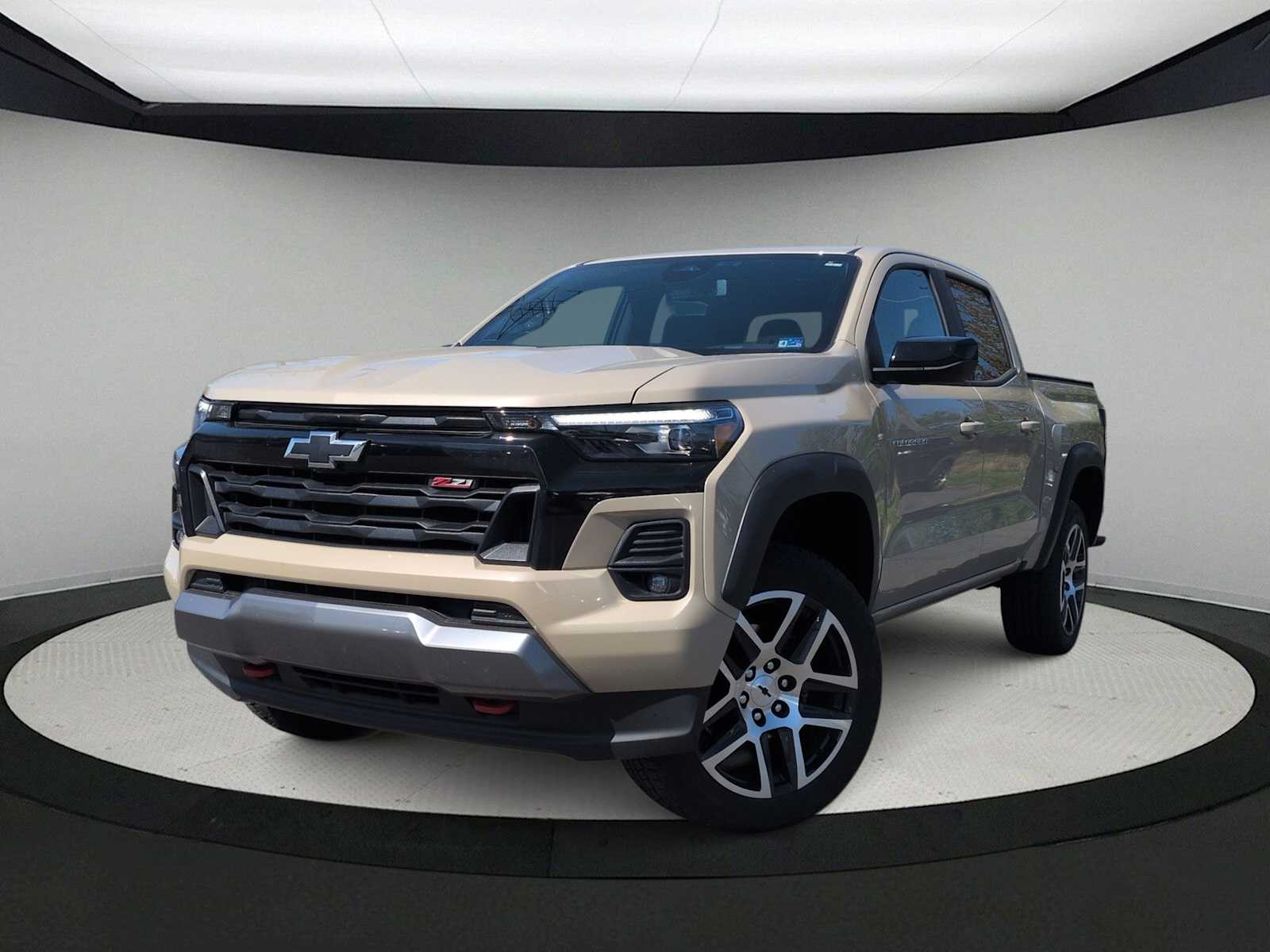 Thumbnail: 2023 Chevrolet Colorado - 1