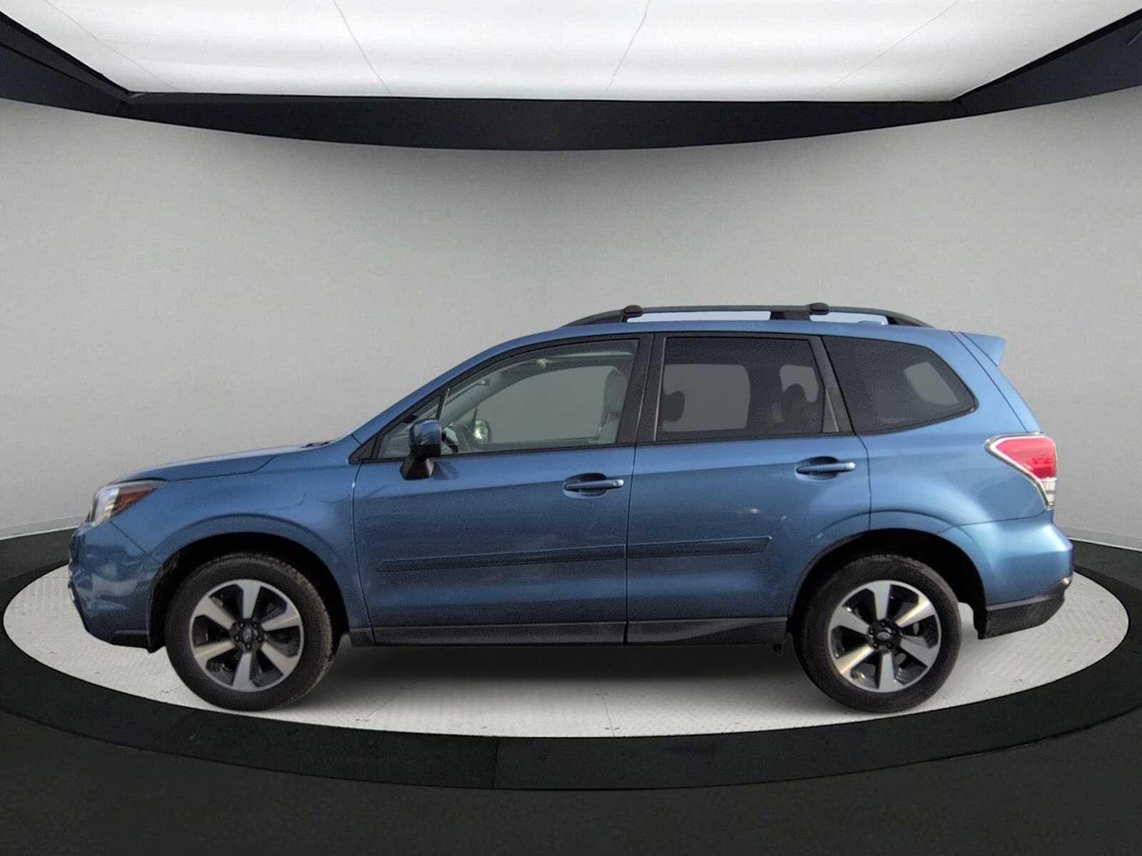 Thumbnail: 2017 Subaru Forester - 5