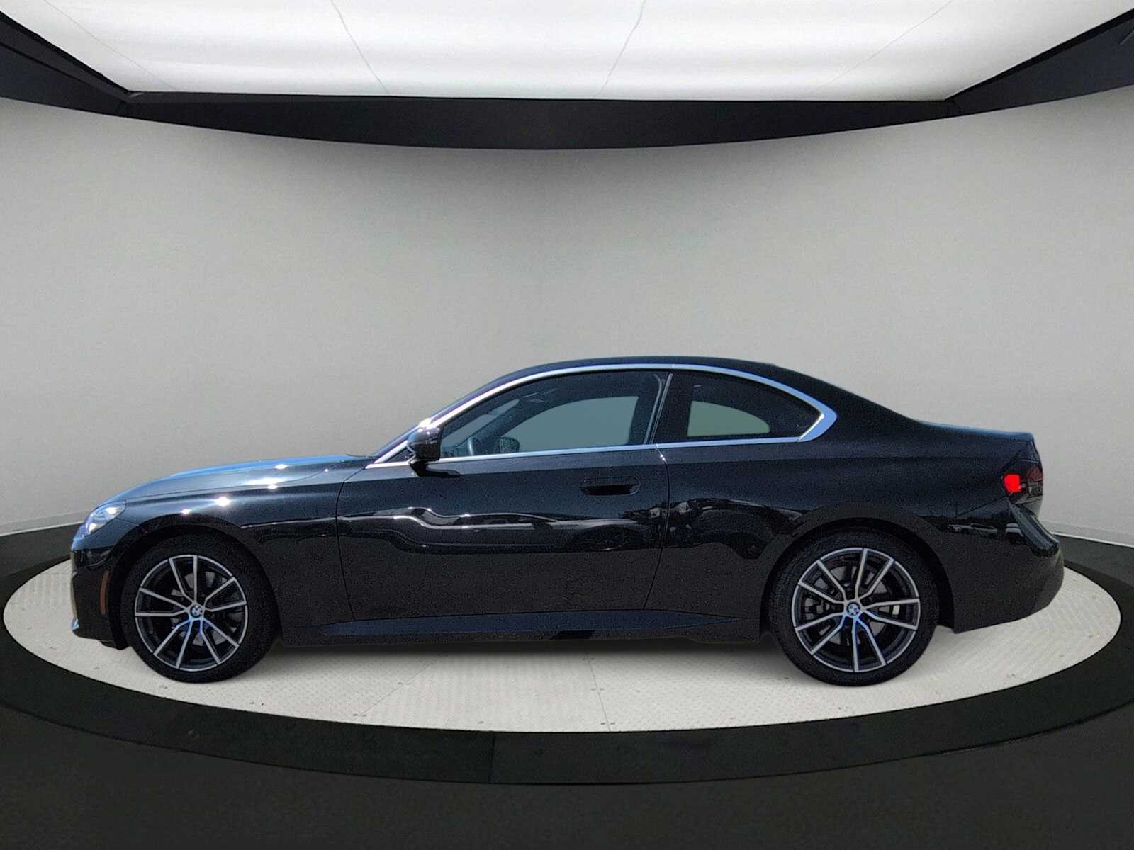 Thumbnail: 2023 BMW 2 Series - 5