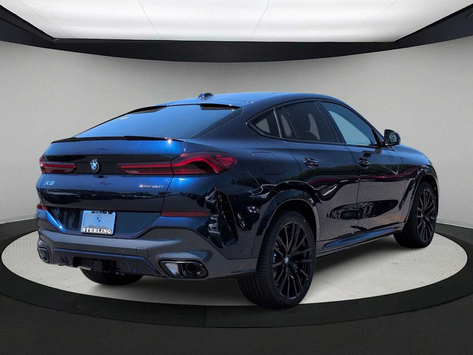 Thumbnail: 2027 BMW X6 - 8