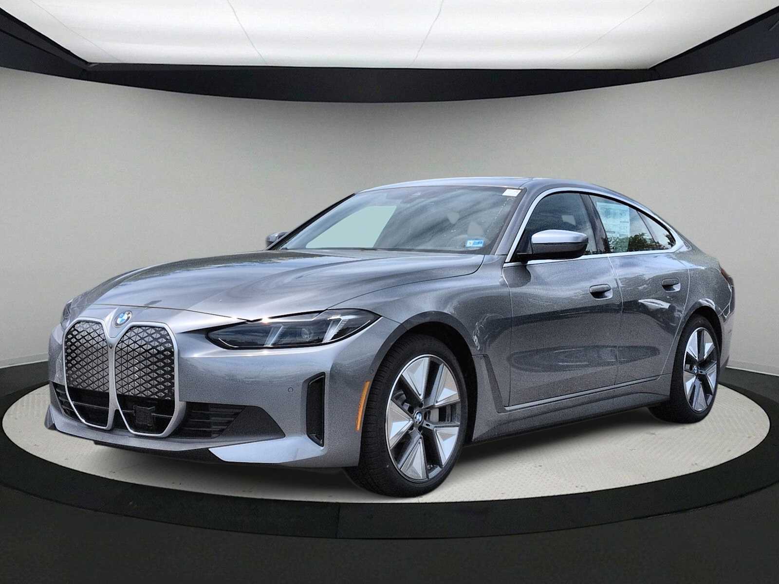 Thumbnail: 2026 BMW i4 - 4