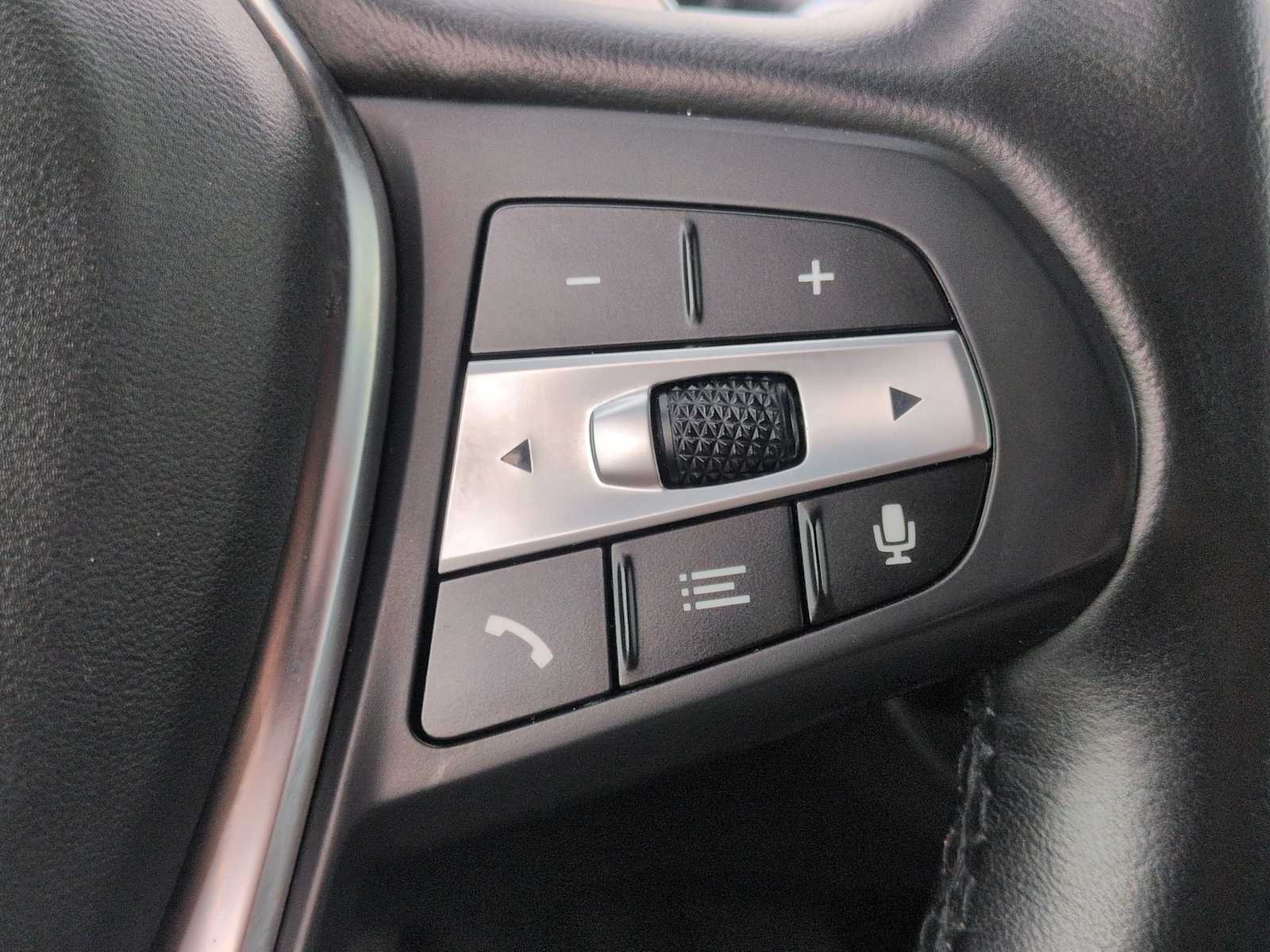 Thumbnail: 2020 BMW X3 - 27