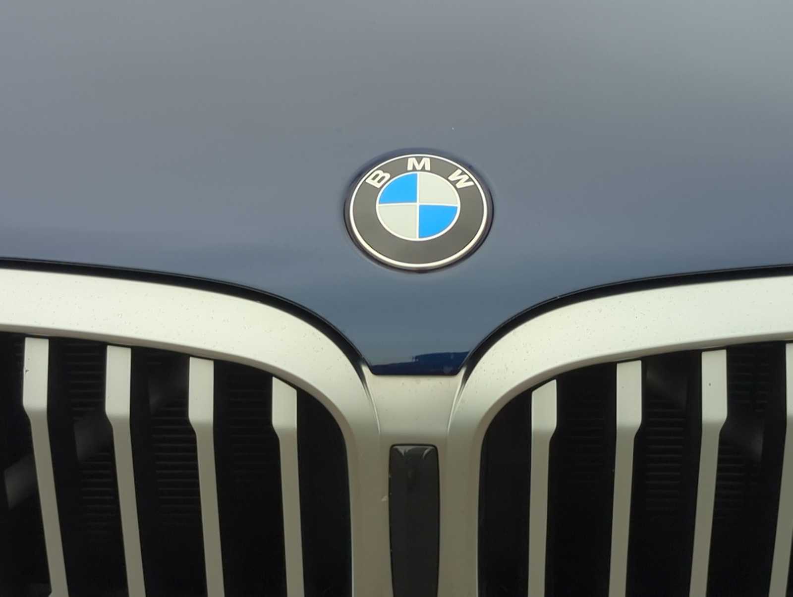 Thumbnail: 2022 BMW X3 - 11