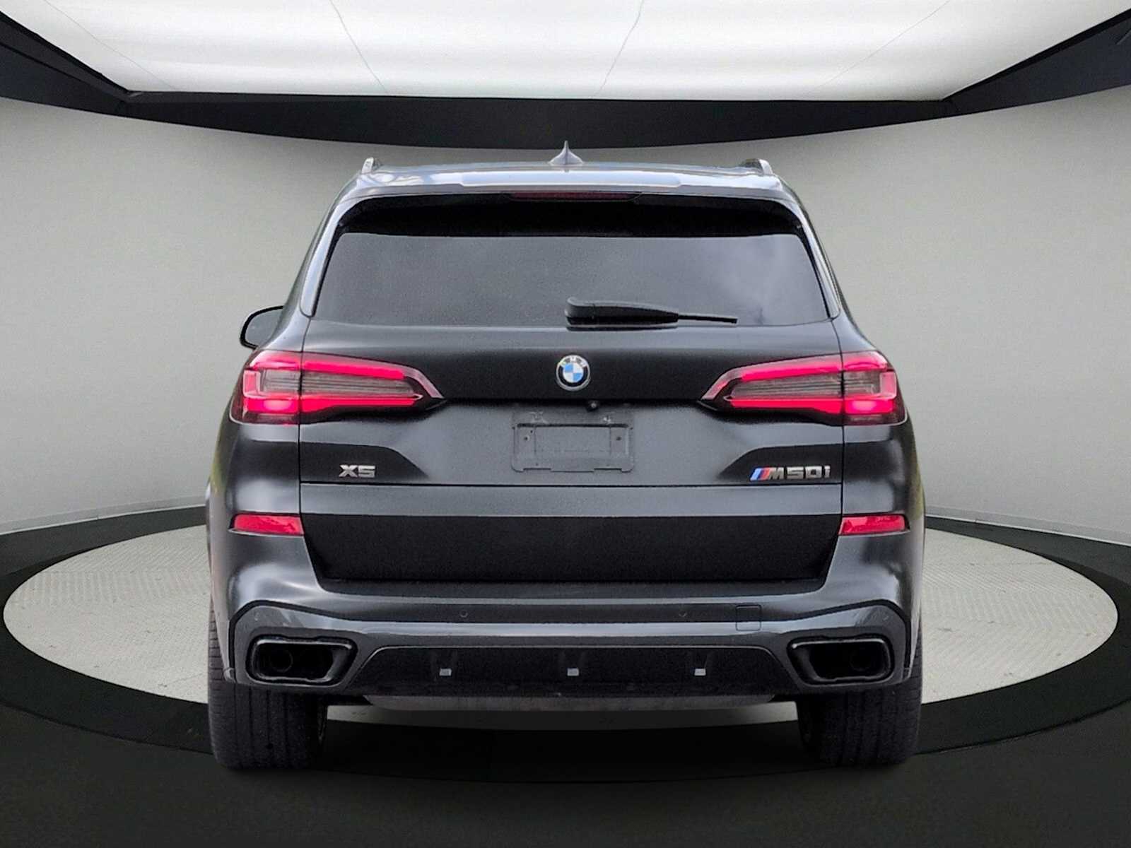 Thumbnail: 2021 BMW X5 - 7