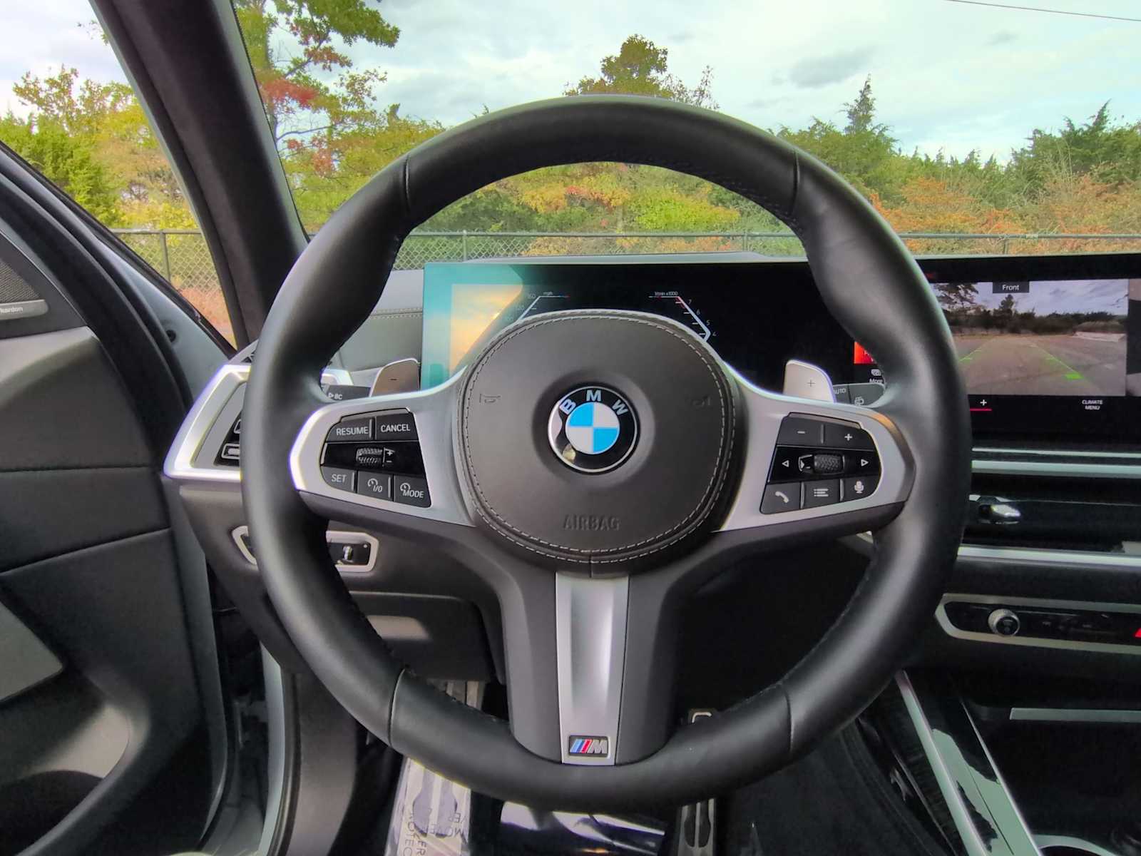 Thumbnail: 2023 BMW X7 - 25