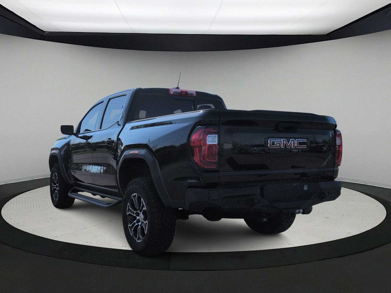 Thumbnail: 2024 GMC Canyon - 6