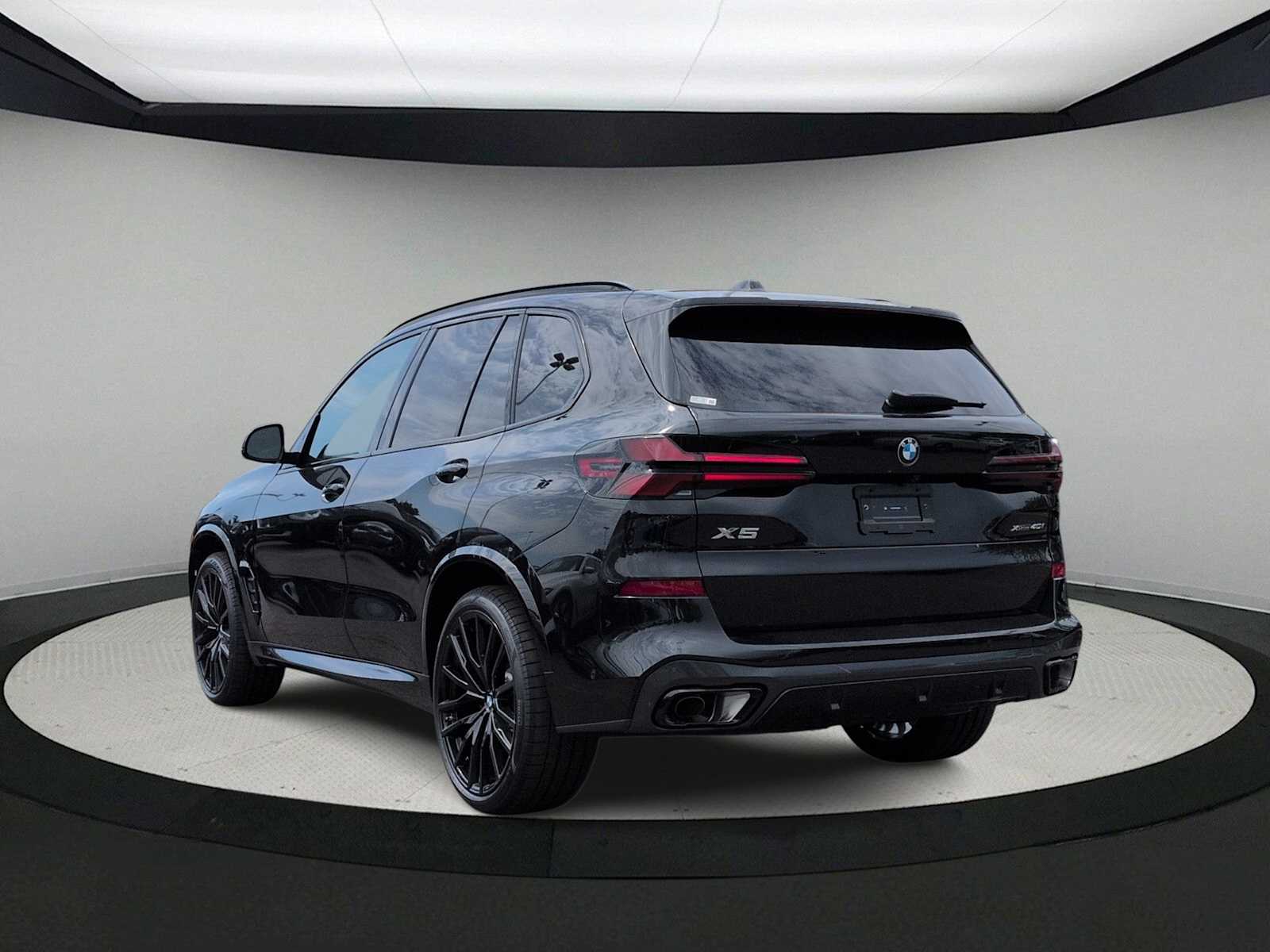 Thumbnail: 2026 BMW X5 - 6