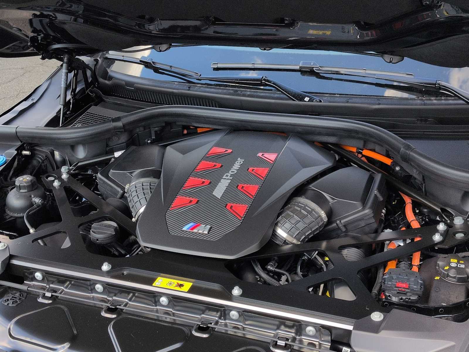 Thumbnail: 2026 BMW XM - 15