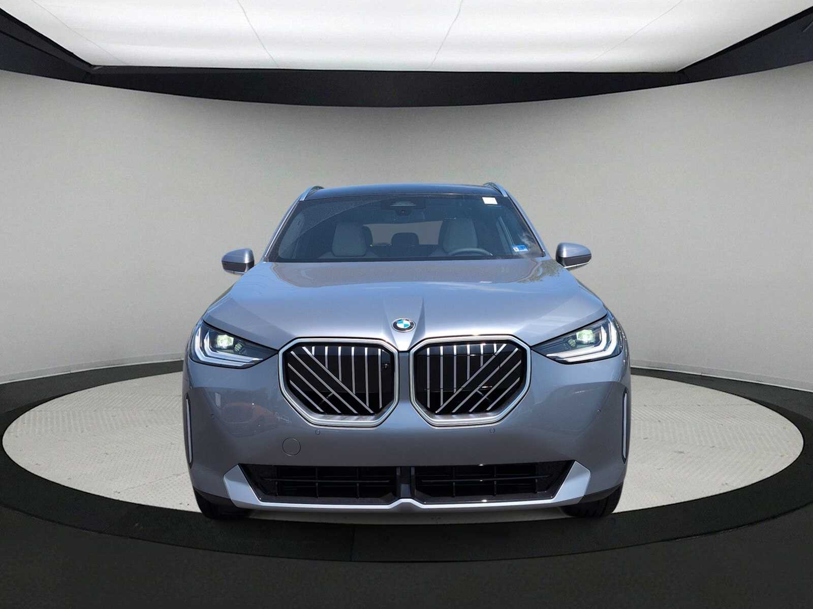 Thumbnail: 2026 BMW X3 - 3
