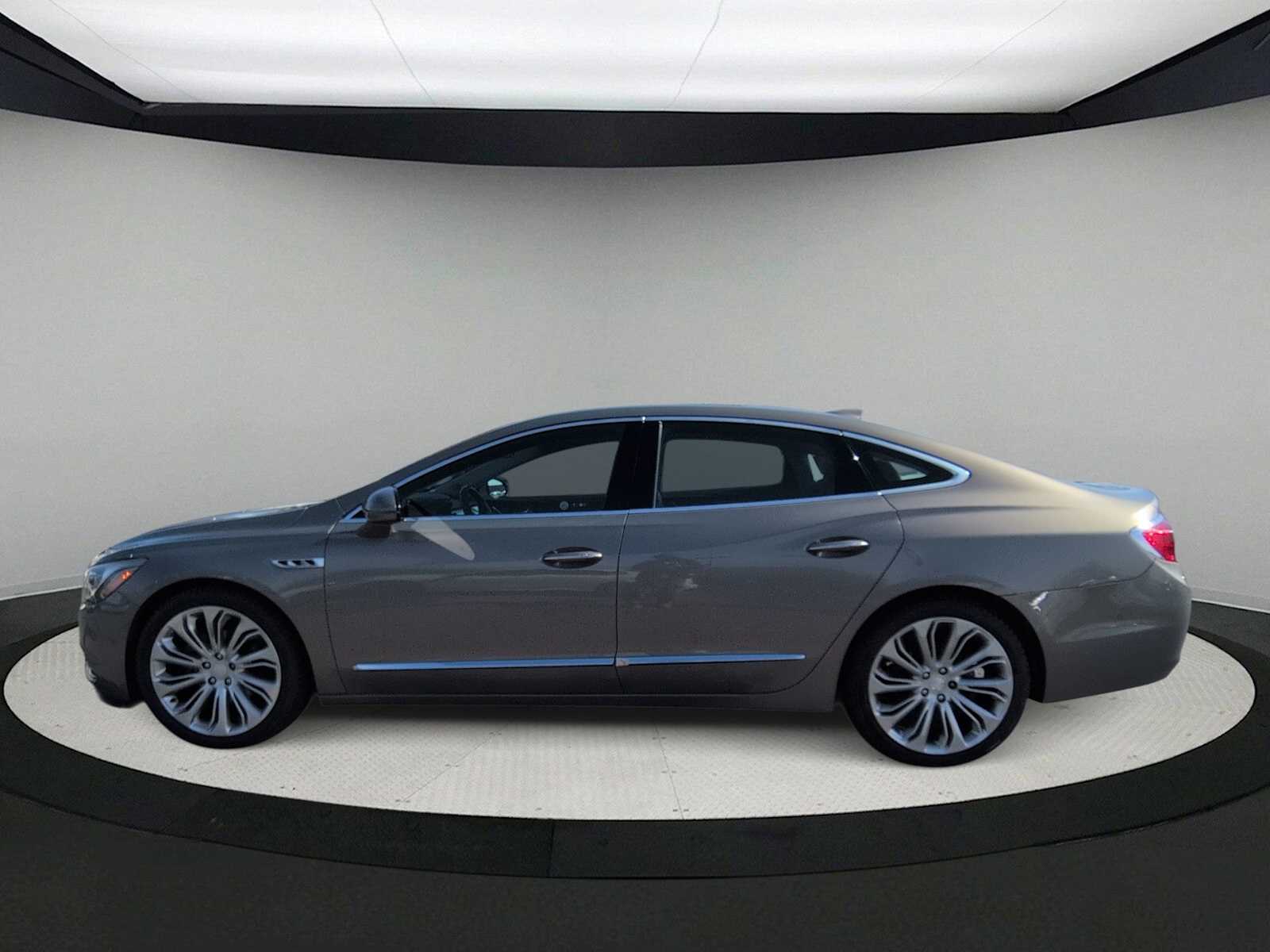 Thumbnail: 2017 Buick LaCrosse - 5