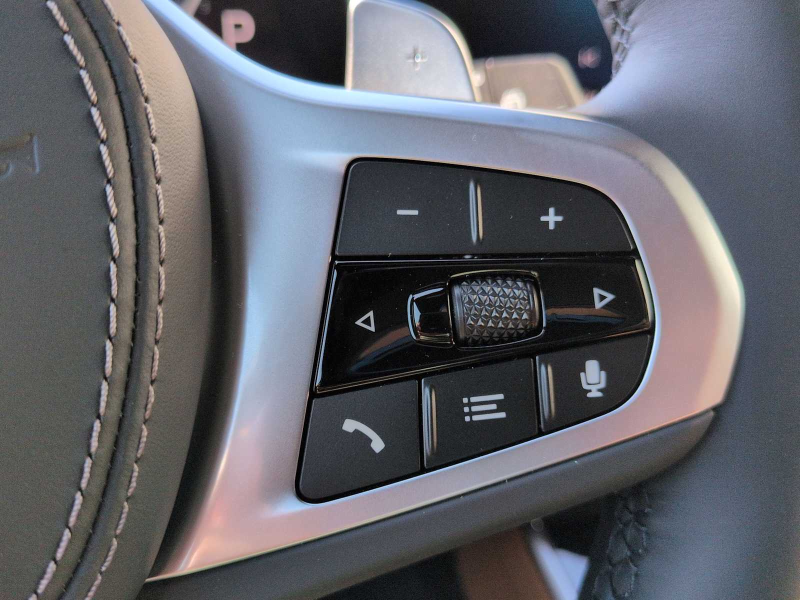 Thumbnail: 2026 BMW X5 - 26