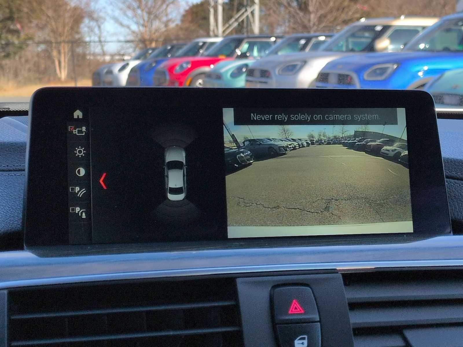 Thumbnail: 2018 BMW 3 Series - 32