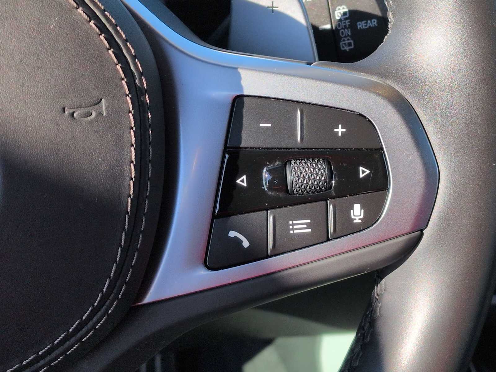 Thumbnail: 2025 BMW X5 - 23