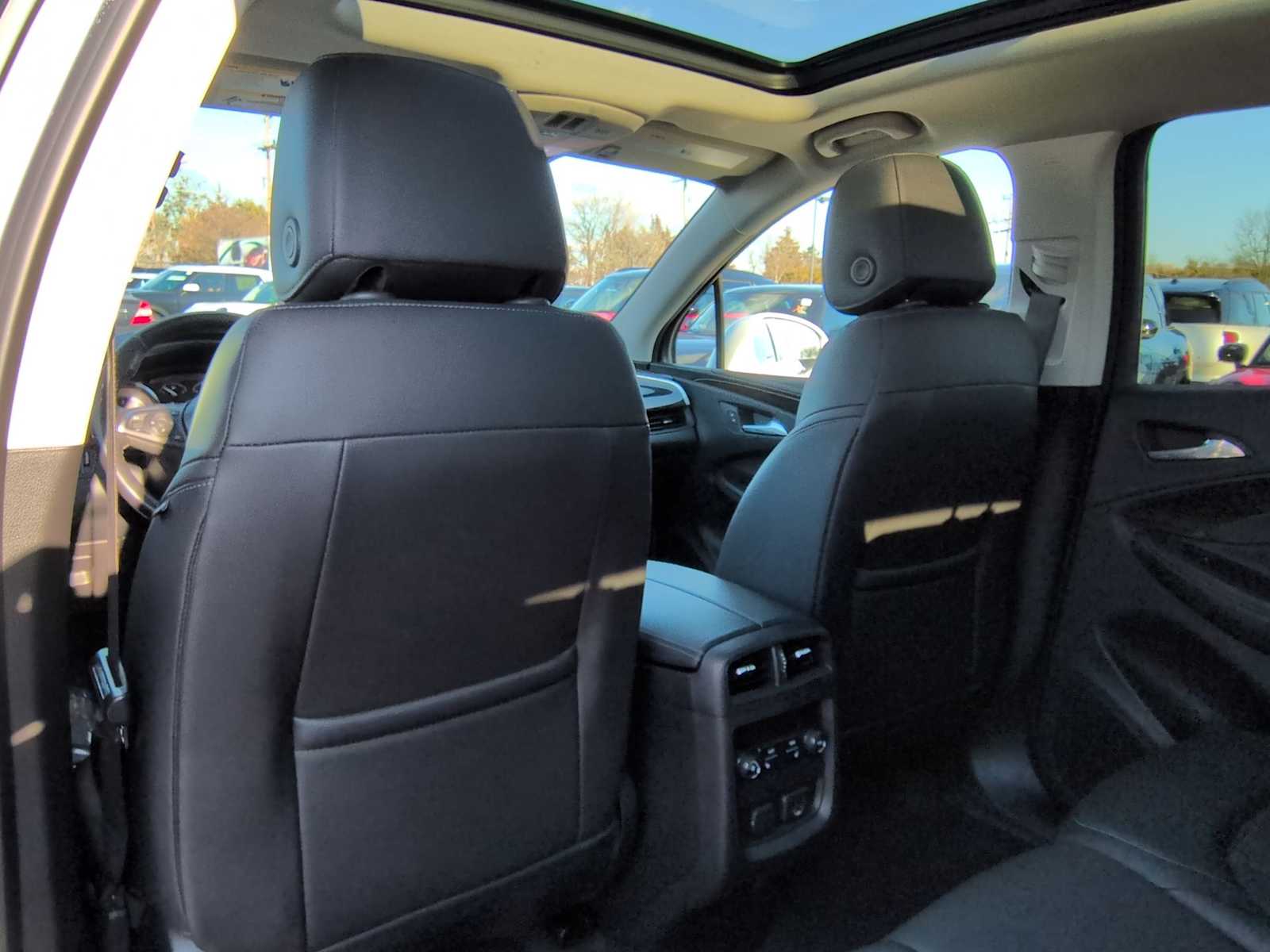 Thumbnail: 2019 Buick Envision - 18