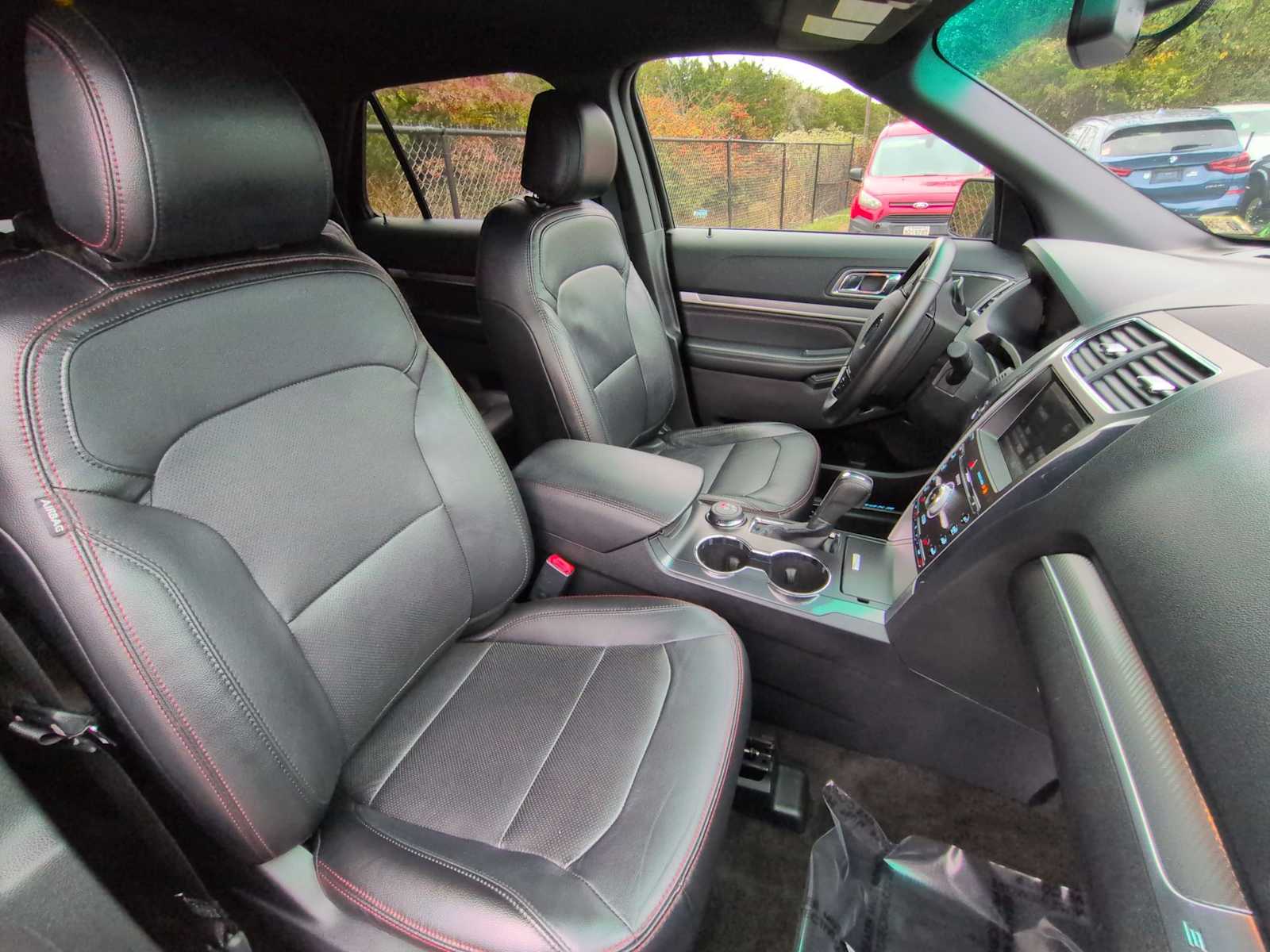 Thumbnail: 2016 Ford Explorer - 22