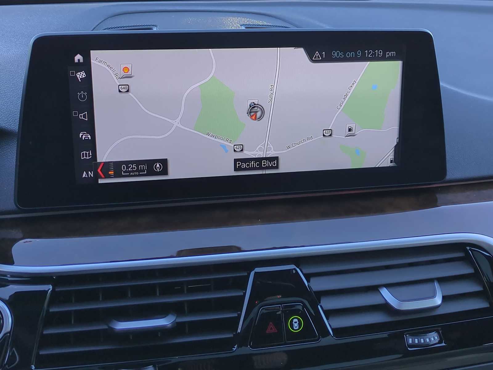 Thumbnail: 2017 BMW 5 Series - 30