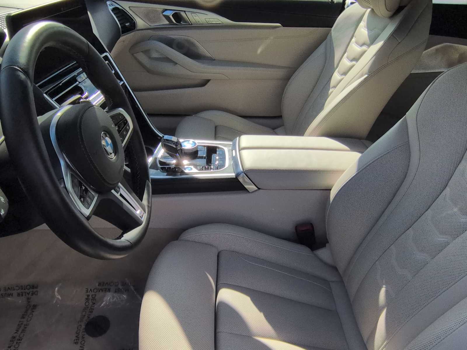 Thumbnail: 2024 BMW 8 Series - 10