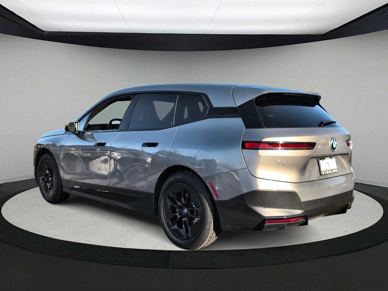 Thumbnail: 2023 BMW iX - 6