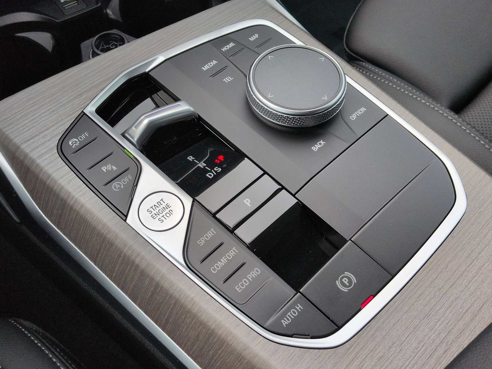 Thumbnail: 2026 BMW 3 Series - 33