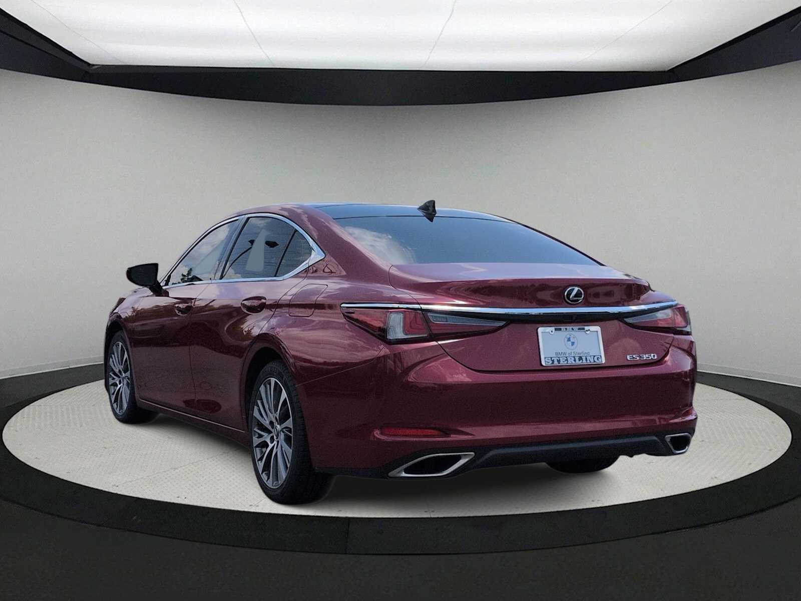 Thumbnail: 2019 Lexus ES - 6