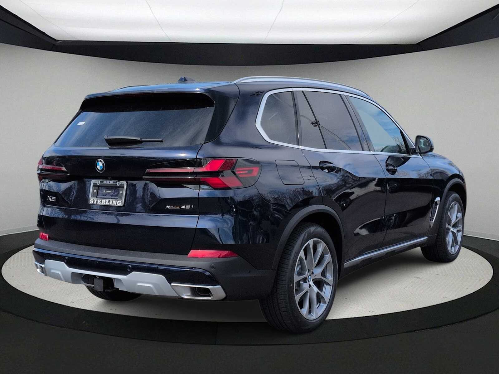 Thumbnail: 2026 BMW X5 - 8