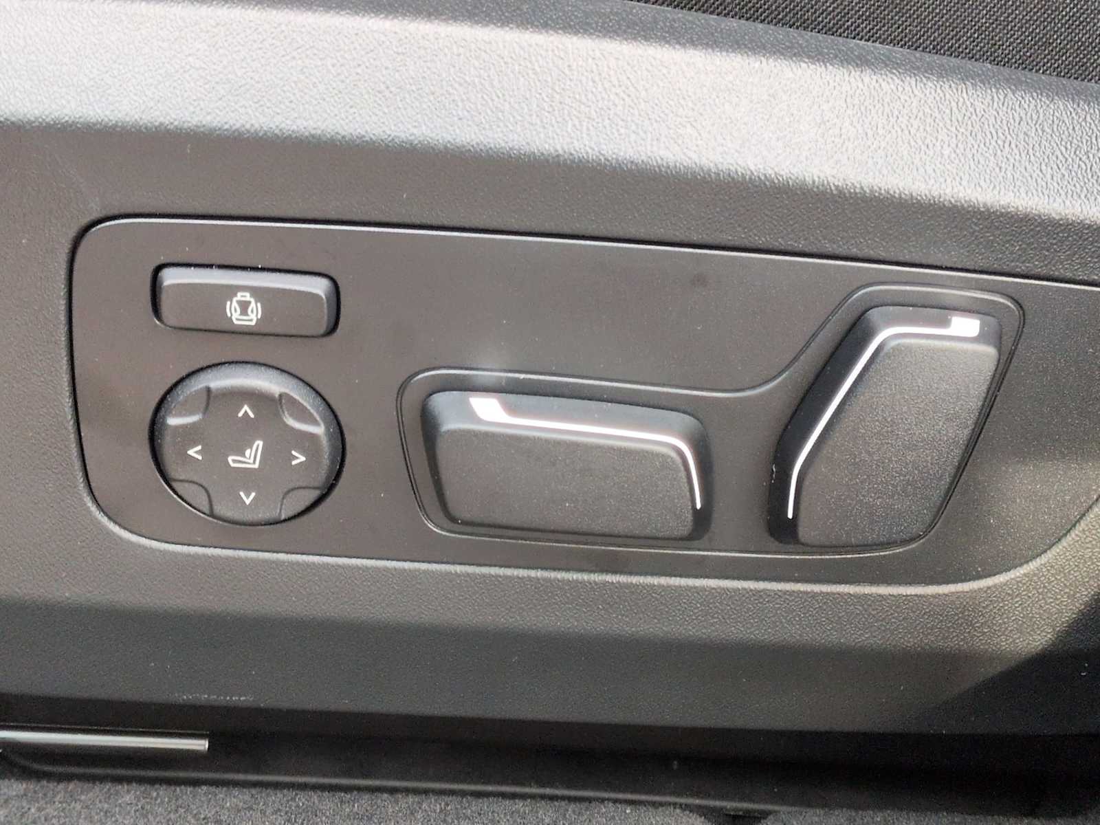 Thumbnail: 2026 BMW X3 - 18