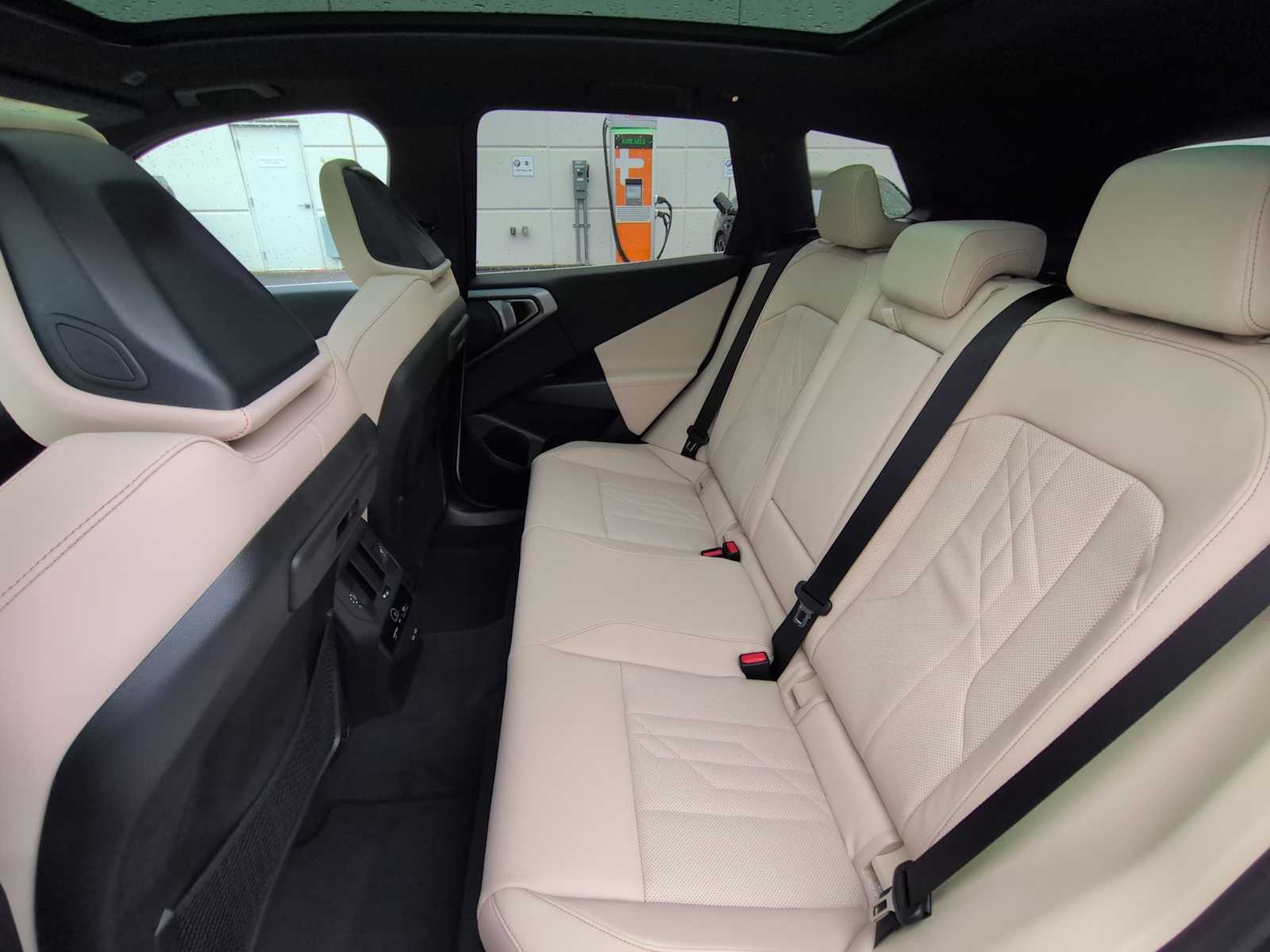 Thumbnail: 2026 BMW X3 - 21