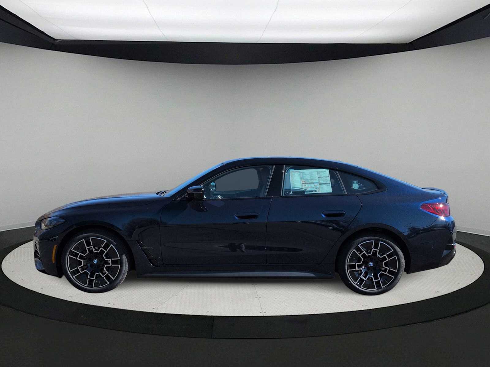 Thumbnail: 2026 BMW i4 - 5