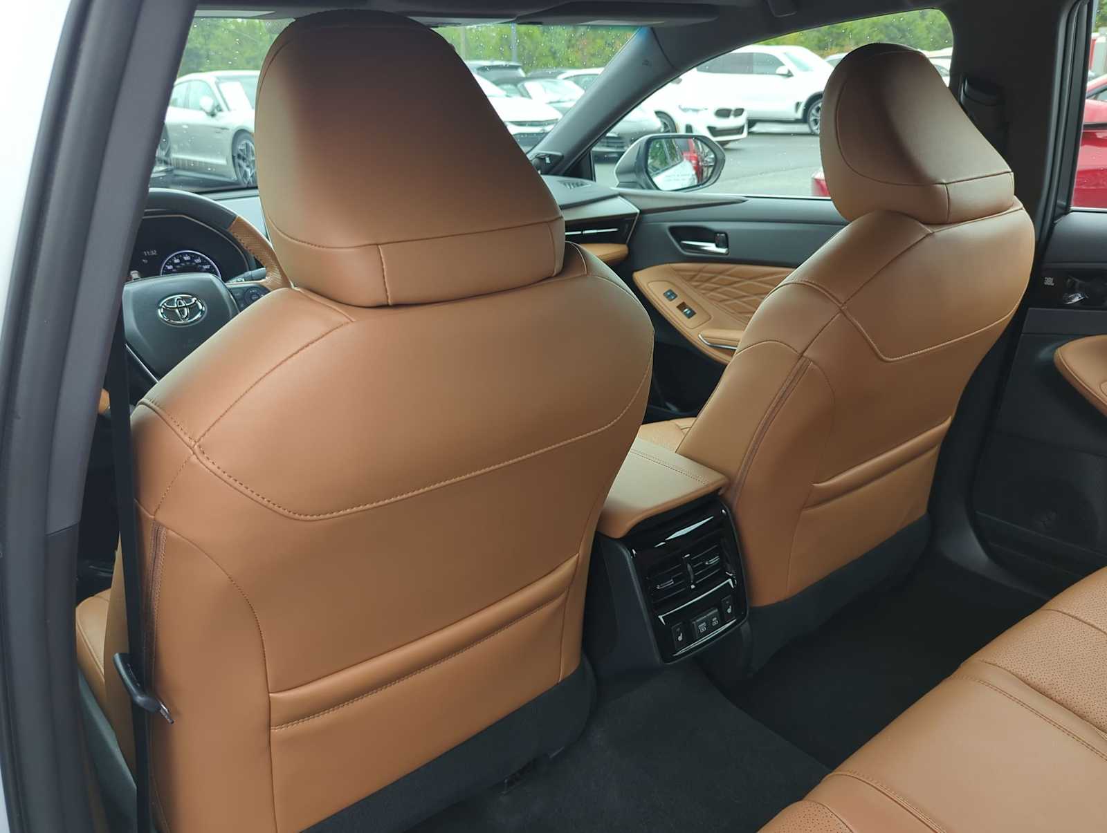 Thumbnail: 2022 Toyota Avalon - 18