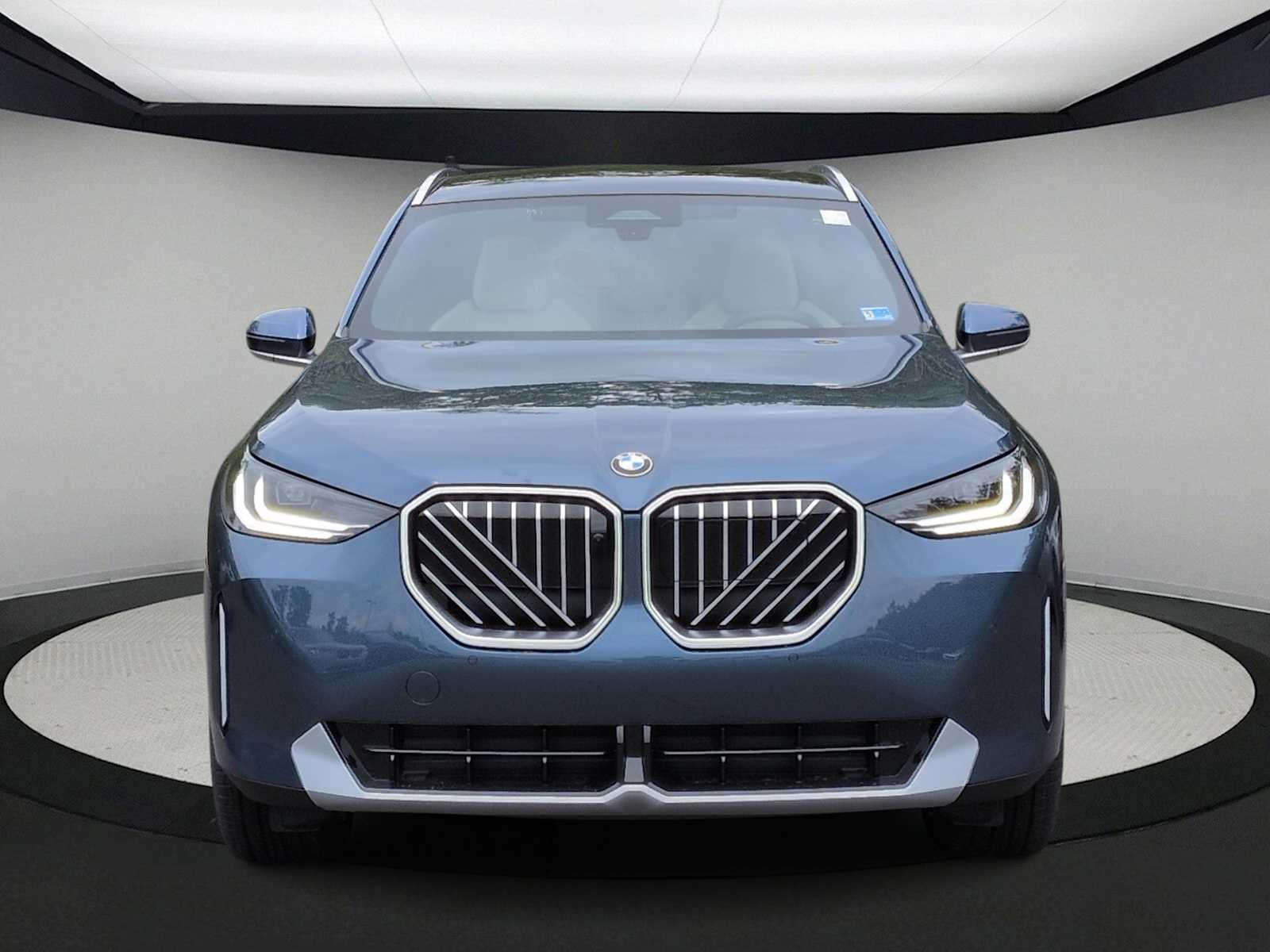 Thumbnail: 2026 BMW X3 - 3