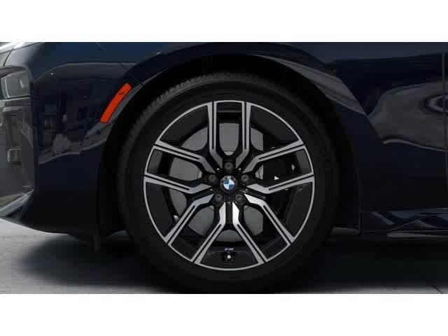Thumbnail: 2026 BMW 7 Series - 7