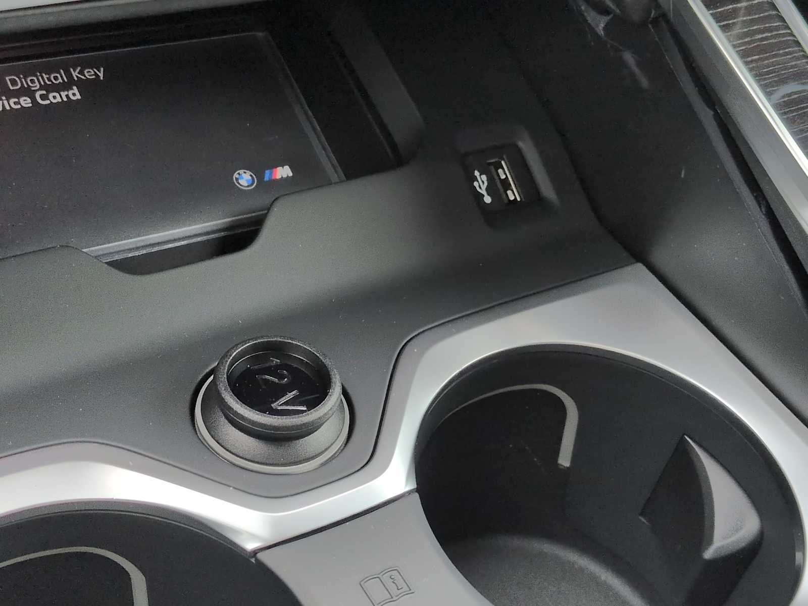 Thumbnail: 2026 BMW X7 - 34