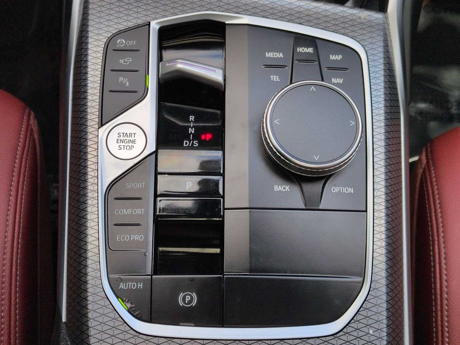 Thumbnail: 2024 BMW 3 Series - 35