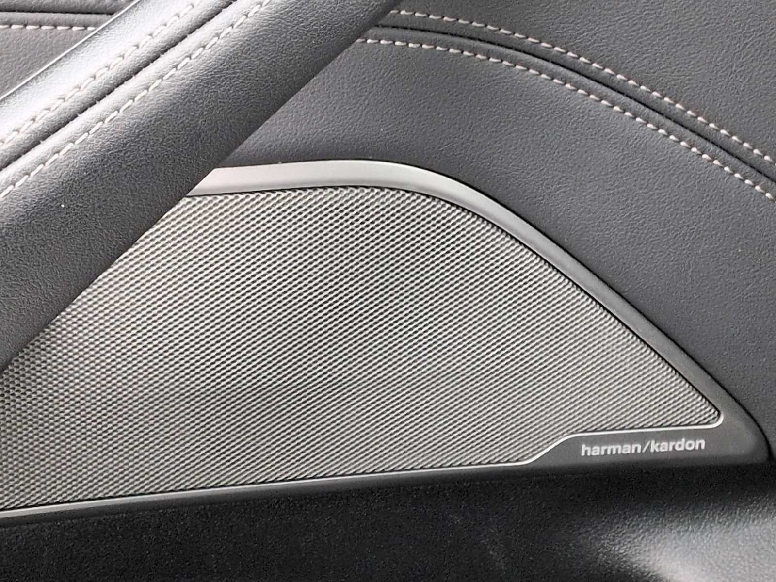 Thumbnail: 2021 BMW 5 Series - 32