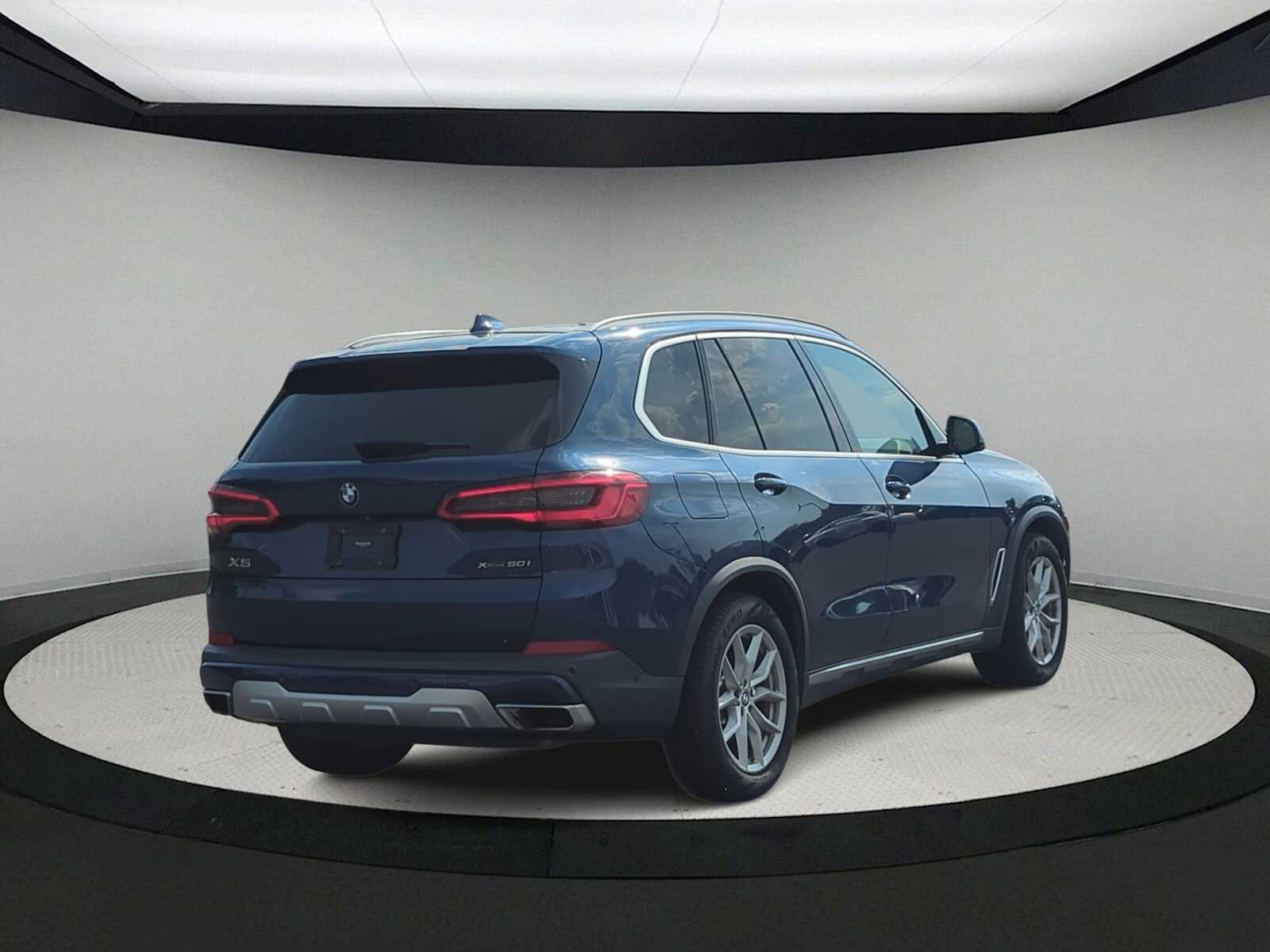 Thumbnail: 2019 BMW X5 - 8