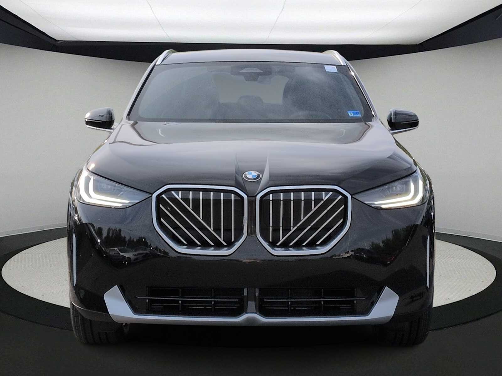 Thumbnail: 2026 BMW X3 - 3