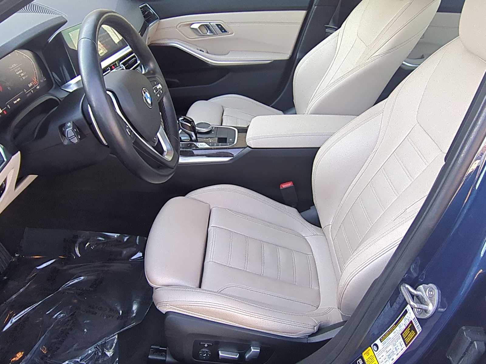 Thumbnail: 2022 BMW 3 Series - 16