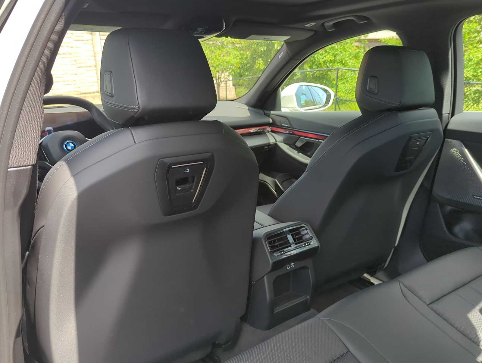 Thumbnail: 2024 BMW i5 - 18