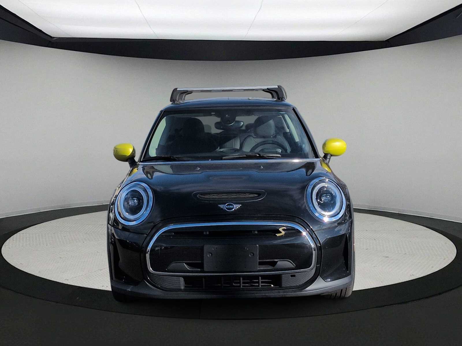 Thumbnail: 2024 MINI Cooper Hardtop - 3