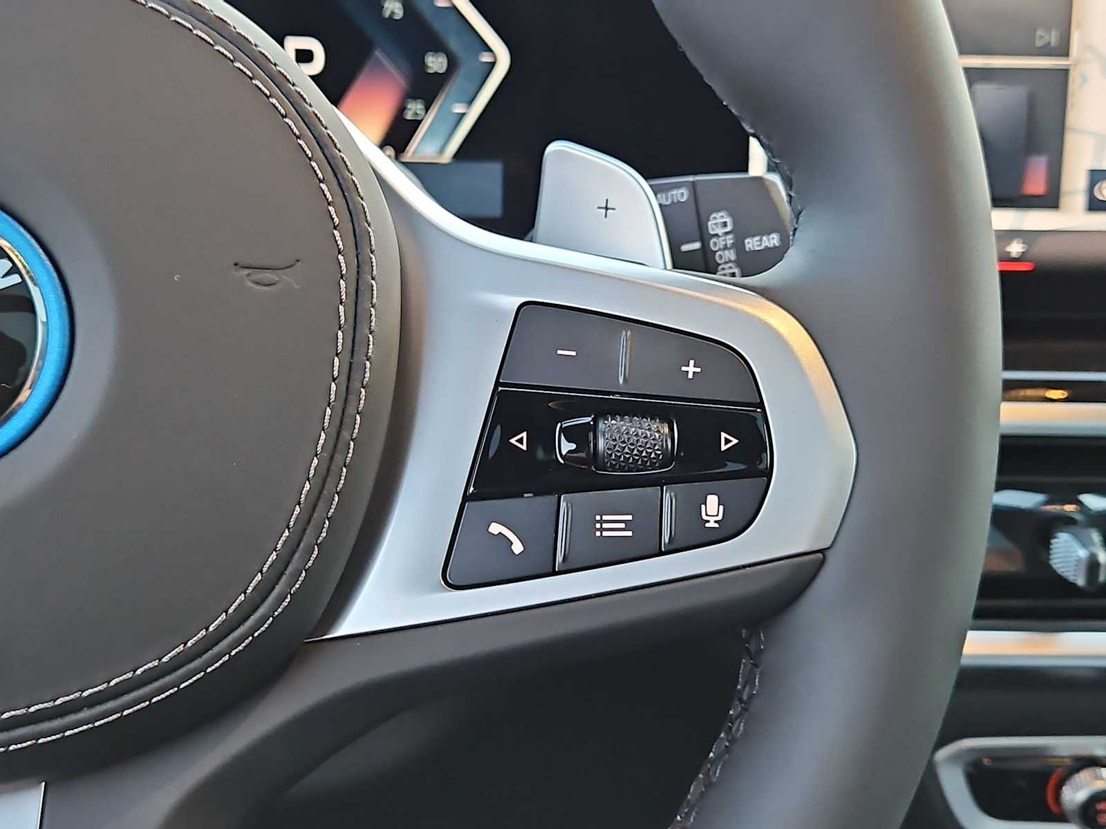 Thumbnail: 2026 BMW X5 - 27