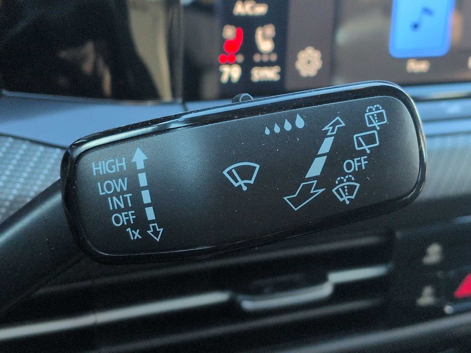 Thumbnail: 2024 Volkswagen Golf - 25