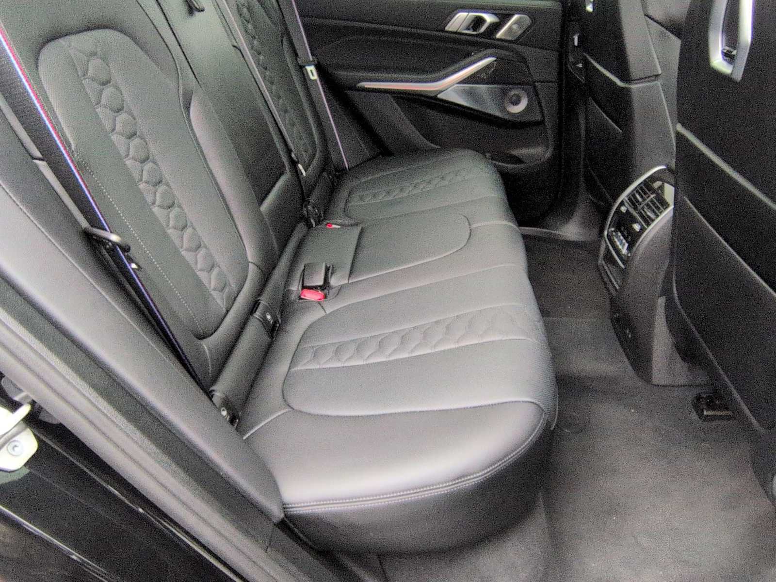 Thumbnail: 2025 BMW X5 - 22