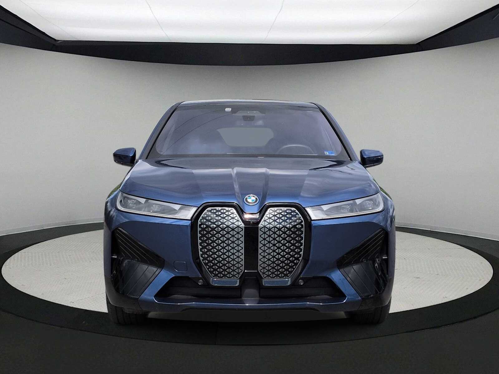 Thumbnail: 2025 BMW iX - 3